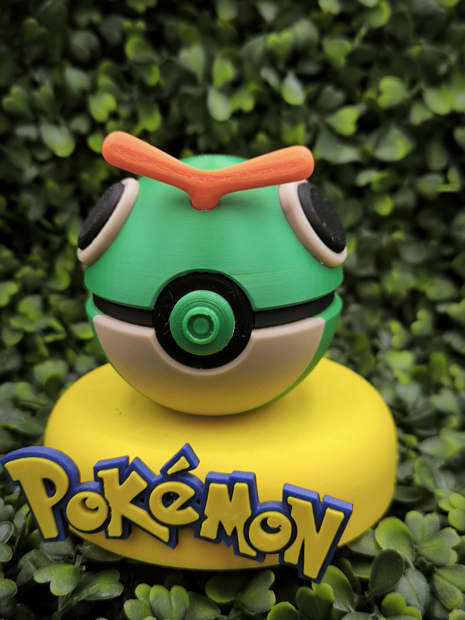 Pokéball Chenipan