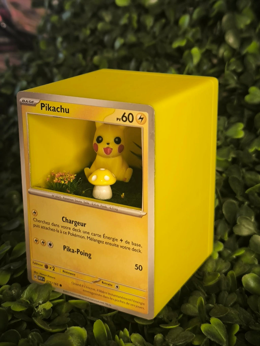 Diorama carte Pikachu