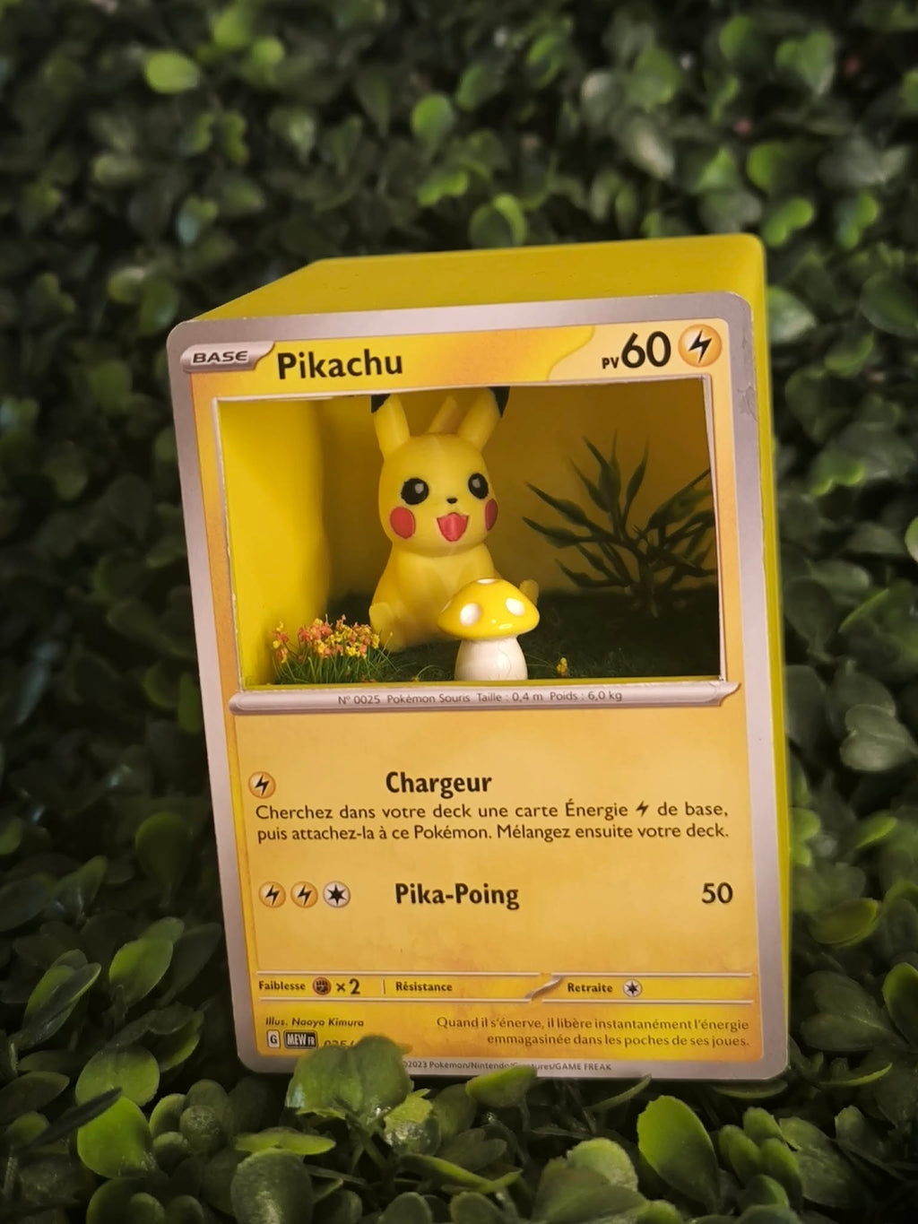 Diorama carte Pikachu